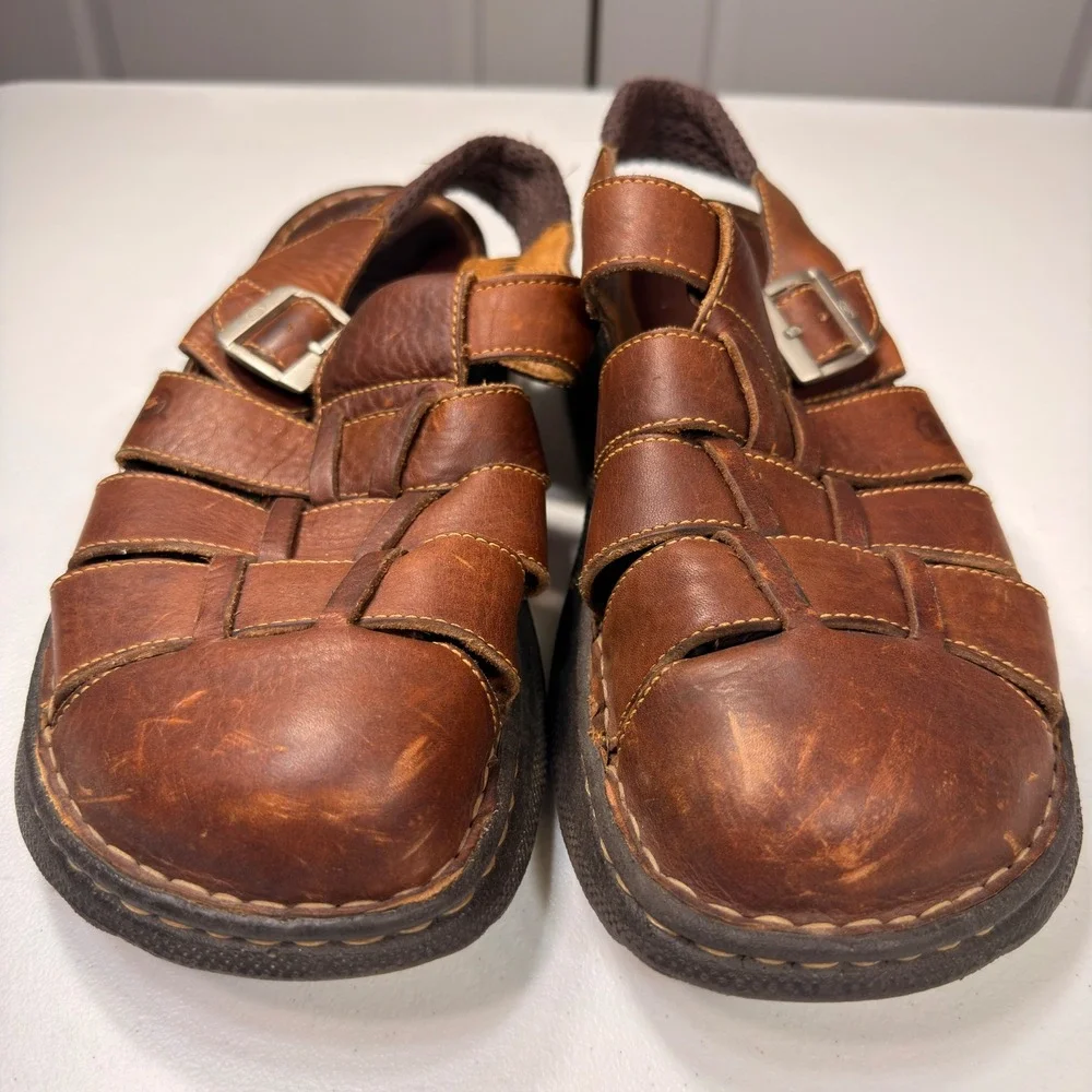 Born Men's Brown Leather Fisherman Sandals Size 12 EU 46.5 Rugged Closed Toe